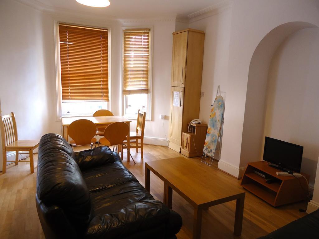 런던 Access Earls Court 아파트 객실 사진